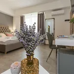 Luxury Saint Jacob