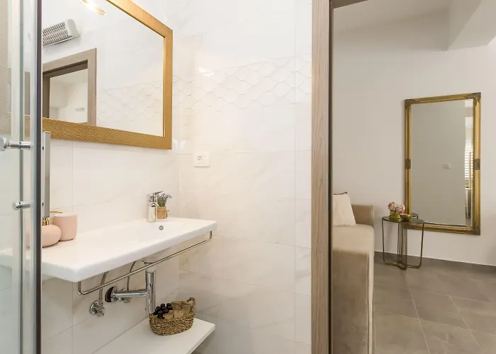 Luxury Saint Jacob Penzion 4*