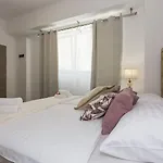 Luxury Saint Jacob