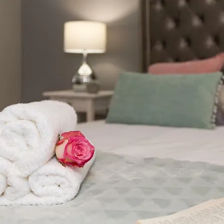 Pensión Luxury Saint Jacob 4*